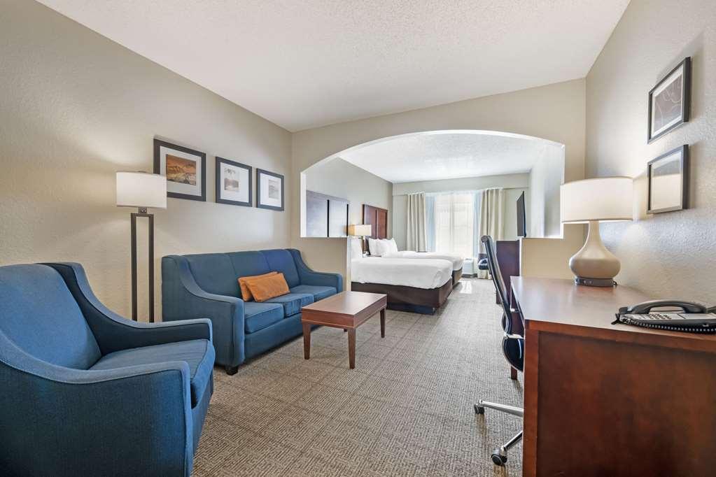 Comfort Suites Downtown Orlando Room photo